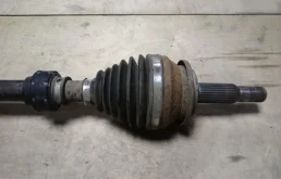 Привод передний левый для Toyota RAV4 2010 года на фотографиях