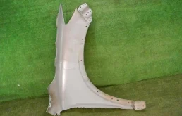 Крыло левое для Mazda CX 5 2016 года на фотографиях