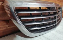 Решетка переднего бампера для Mercedes-Benz S class 2014 года на фотографиях