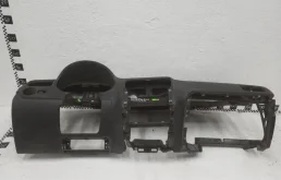 Торпедо (в сборе) для Volkswagen Polo 2014 года на фотографиях