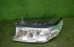 Фара ксенон левая для Toyota Land Cruiser 2009 года на фотографиях