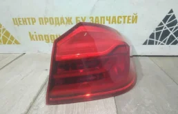 Фонарь внешний правый для BMW 5er 2023 года на фотографиях