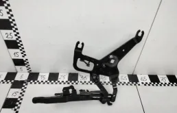 Петля капота правая для BMW X5 на фотографиях