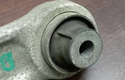 Рычаг передний правый верхний для BMW 5er на фотографиях