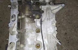 Двигатель без навесного для Renault Duster 2016 года на фотографиях