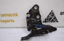 Петля капота правая для BMW X3 2015 года на фотографиях