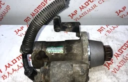 Стартер для Nissan X-Trail 2001 года на фотографиях