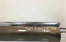 Накладка двери багажника для Volkswagen Touareg 2012 года на фотографиях