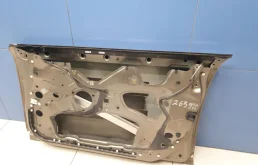 Дверь передняя правая для Audi A6 2002 года на фотографиях