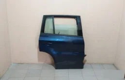 Дверь задняя правая для Volkswagen Tiguan 2007 года на фотографиях