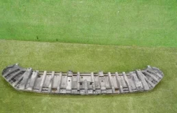 Усилитель переднего бампера для Toyota RAV4 2018 года на фотографиях