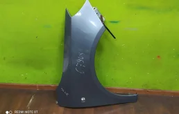 Крыло правое для Skoda Fabia 2011 года на фотографиях