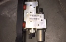 Блок клапанов АКПП для BMW X5 на фотографиях