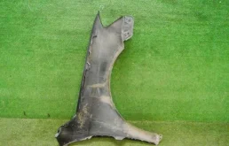 Крылья для Volkswagen Passat 2016 года на фотографиях