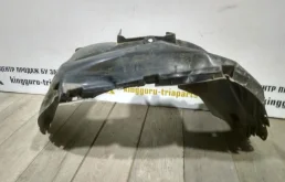 Подкрылок передний левый для Renault Duster 2012 года на фотографиях
