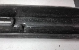 Решетка переднего бампера для Toyota RAV4 2015 года на фотографиях