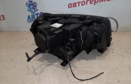 Фара ксенон левая для BMW X3 2008 года на фотографиях