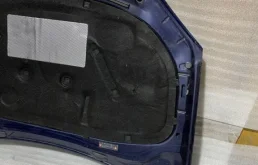 Капот для Volkswagen Jetta 2007 года на фотографиях