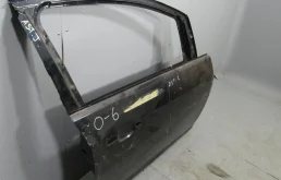 Дверь передняя правая для Opel Astra 2015 года на фотографиях