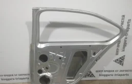 Дверь задняя правая для Skoda Octavia 2018 года на фотографиях