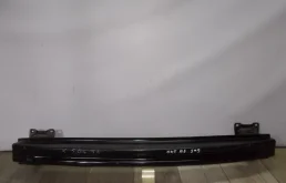 Усилитель заднего бампера для Skoda Octavia 2014 года на фотографиях