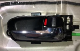 Дверь задняя правая для Suzuki Grand Vitara 2016 года на фотографиях