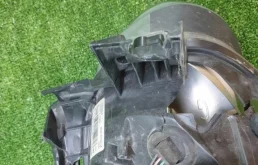 Фара левая для Nissan Juke 2017 года на фотографиях