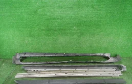 Усилитель переднего бампера для Toyota Land Cruiser 2018 года на фотографиях