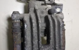 Суппорт задний правый для Volkswagen Passat на фотографиях