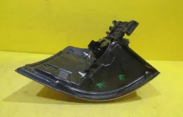 Фонарь внешний правый для Toyota Land Cruiser 2018 года на фотографиях