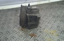 Насос ГУР для Ford Focus 2002 года на фотографиях