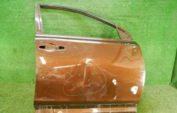 Дверь передняя правая для Toyota RAV4 2014 года на фотографиях