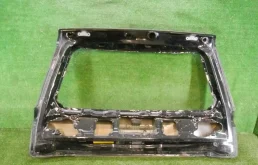 Крышка багажника для Toyota Land Cruiser 2014 года на фотографиях