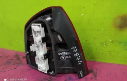 Фонарь правый для Skoda Octavia 2008 года на фотографиях