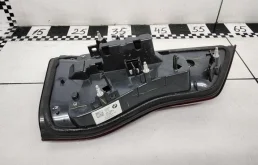 Фонарь правый для BMW X3 2023 года на фотографиях