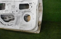 Дверь передняя левая для Hyundai Solaris 2014 года на фотографиях