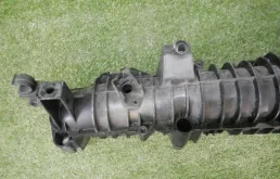 Впускной коллектор для BMW 7er 2018 года на фотографиях