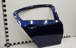 Дверь задняя правая для BMW 5er 2023 года на фотографиях