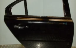 Дверь задняя правая для Volvo S80 2010 года на фотографиях