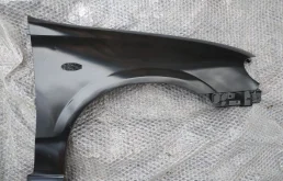 Крыло правое для Nissan Almera 2006 года на фотографиях