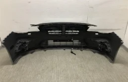 Бампер для Subaru Legacy 2018 года на фотографиях