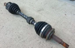 Привод передний левый для Toyota RAV4 2018 года на фотографиях