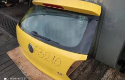 Дверь багажника для Volkswagen Polo 2014 года на фотографиях