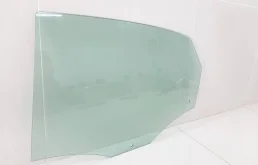 Стекло двери заднее левое для Volkswagen Polo 2020 года на фотографиях