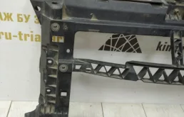 Панель радиатора (телевизор) для Volkswagen Polo 2014 года на фотографиях