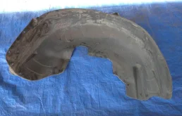 Подкрылок передний правый для Suzuki Grand Vitara 2011 года на фотографиях