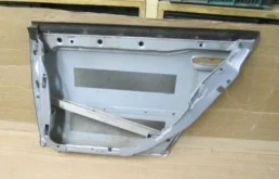 Двери для Audi A6 1998 года на фотографиях