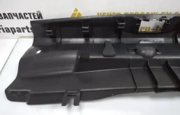 Замок капота для Skoda Octavia 2012 года на фотографиях