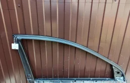 Дверь передняя левая для Toyota RAV4 2018 года на фотографиях