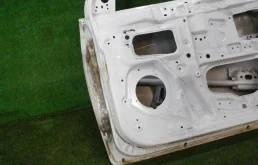 Дверь багажника для Hyundai Solaris 2012 года на фотографиях